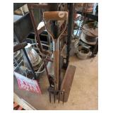 4 TINE GARDEN DIGGING FORK