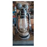 V & O  KEROSENE HURRICANE LANTERN