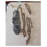 LOT OF CHAINS