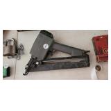 SENCO AIR NAILER