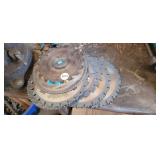 LOT OF CIRCULAR SAW BLADES