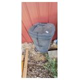 TRASH CAN