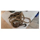 VINTAGE BLOCK AND TACKLE ROPE PULLEY SYSTEM