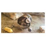 VINTAGE PENN FISHING REEL NO. 209
