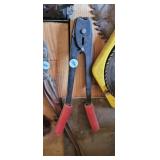 STEEL STRAPPING SEALER TOOL