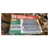 TWO BURNER PROPANE STOVE