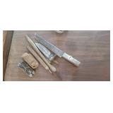 LOT OF KNIVES, MULTI-TOOL, ETC