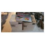 BOXES OF SANDING DISCS