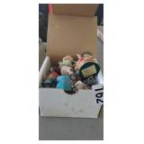 BOX FULL OF SMALL ENSENCO BRAMBLEY HEDGE FIGURINES