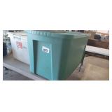 LARGE TOTE WITH LID