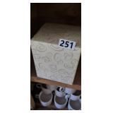 SAN FRANCISO MUSIC BOX, ANIMATED MOUSE FIGURINE