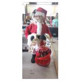 15' SANTA CLAUS WITH ARKANSAS RAZORBACK SACK