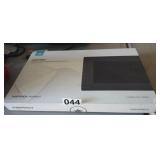 HUION INSPIROY CREATIVE PEN TABLET, NEW IN BOX