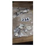 BAG WITH BUTTONS