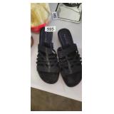PESARO SHOES SIZE 9.5
