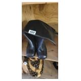 BLACK BOOTS SIZE 10