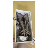 LADIES SHOES SIZE 9.5
