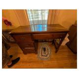 BASSETT WOODEN DESK *NO CONTENTS