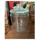 GLASS JAR WITH LID