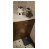 BATHROOM GOODIES