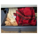 TABLECLOTHS AND KITCHEN LINENS