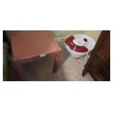 DR SCHOLLS FOOT SPA AND TABLE