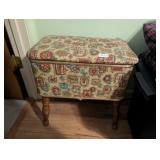 SEWING SEAT/ STORAGE