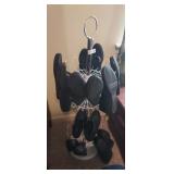SHOE RACK OF SHOES
