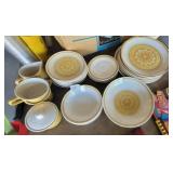 VINTAGE ROYAL CHINA CAVALIER IRONSTONE DINNERWARE
