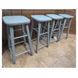 4 BAR STOOLS