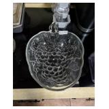 GLASS GRAPE SERVING DISH