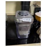VACUUM SEALED CONTAINER