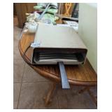 VINTAGE MUNSEY TOASTER/ BROILER