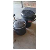(3) ENAMEL POTS