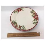 Lot of 4 Longaberger Christmas Dinner Plates Dishe