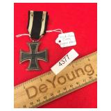 WW1 Era German Military Iron Cross Badge or Medal