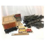Lionel Trains No. 027 Freight Train Engine, Outfit