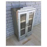 Cabinet, Painted Wood, Vintage or Antique