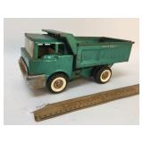 Structo Dump Truck, Vintage