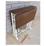 Gate Leg Table, Vintage or Antique