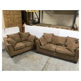 Brown sofa & loveseat couch set