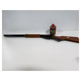 Daisy Red Ryder BB gun with bbs