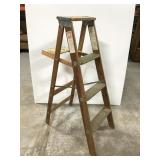 Wooden step ladder