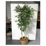 5ft+ artificial tree