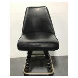 Vintage bar style swiveling chair