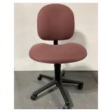 Rolling office chair