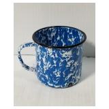 Blue & white swirl porcelain metal mug