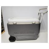 Large rolling cooler