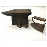 Vintage anvil land sad iron
