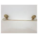 Vintage metal flower arrangement towel bar